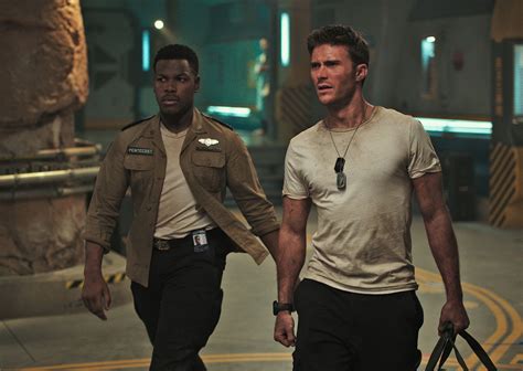 Pacific Rim Uprising (2018) .